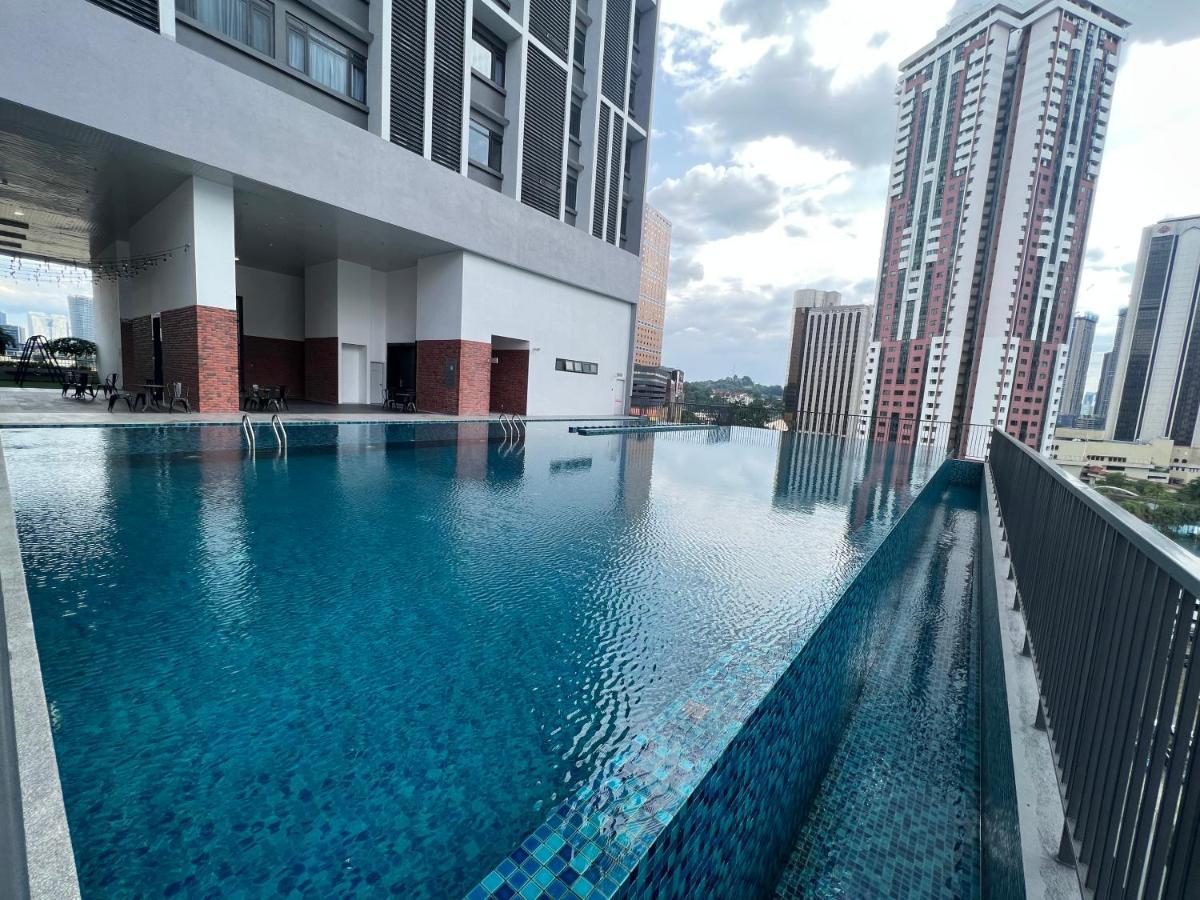 Chambers Couple Studio Klcc Kuala Lumpur Bagian luar foto